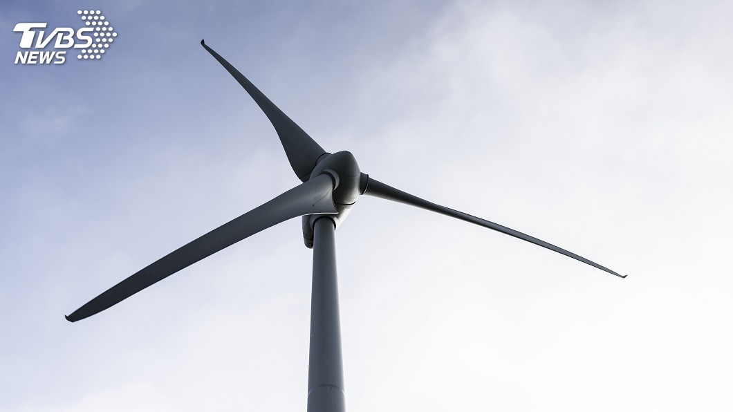 Taiwan minister raises concerns over onshore wind turbines (TVBS News)