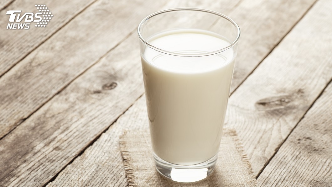 Taiwan to provide domestic milk in schools starting September (TVBS News)