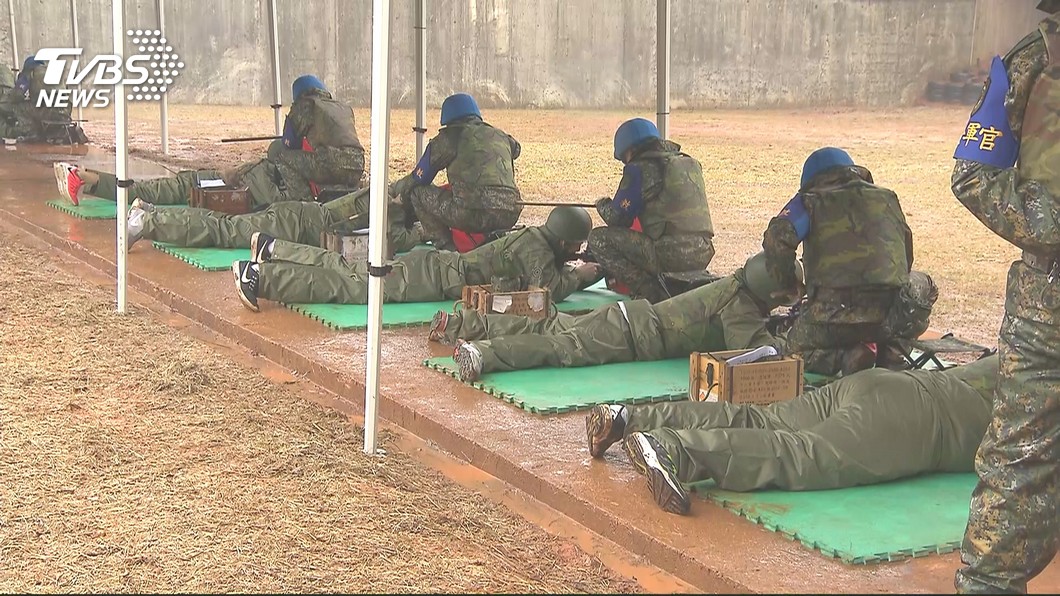 Economic, relationship issues drive military suicides (TVBS News)