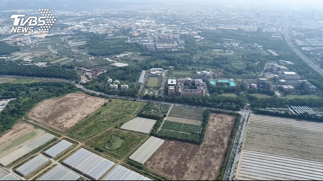 Central government to oversee hotel, solar project EIAs (TVBS News)