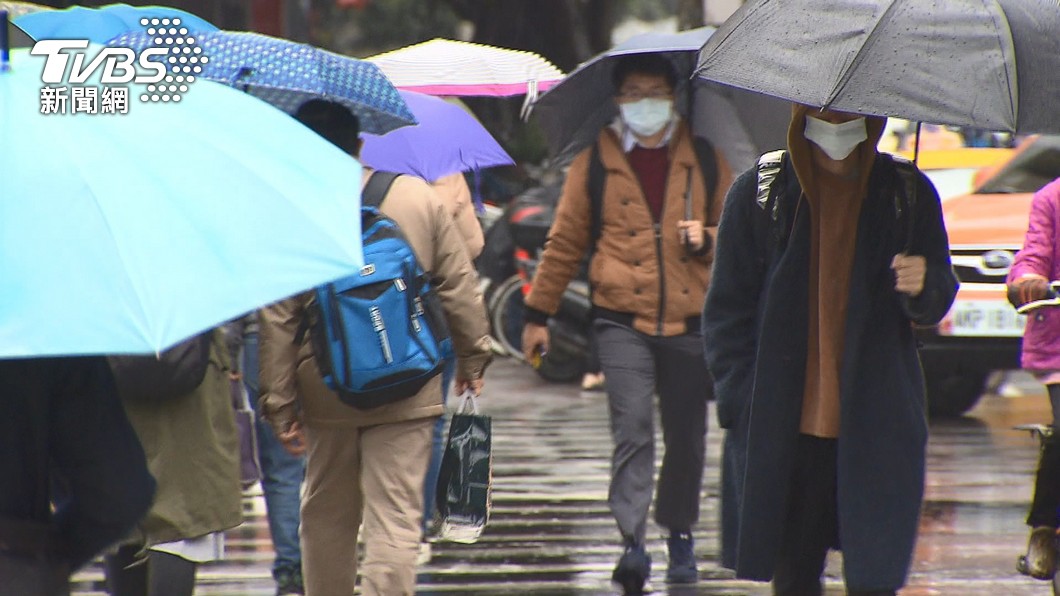 Cold weather advisory issued for 14 Taiwan regions (TVBS News)