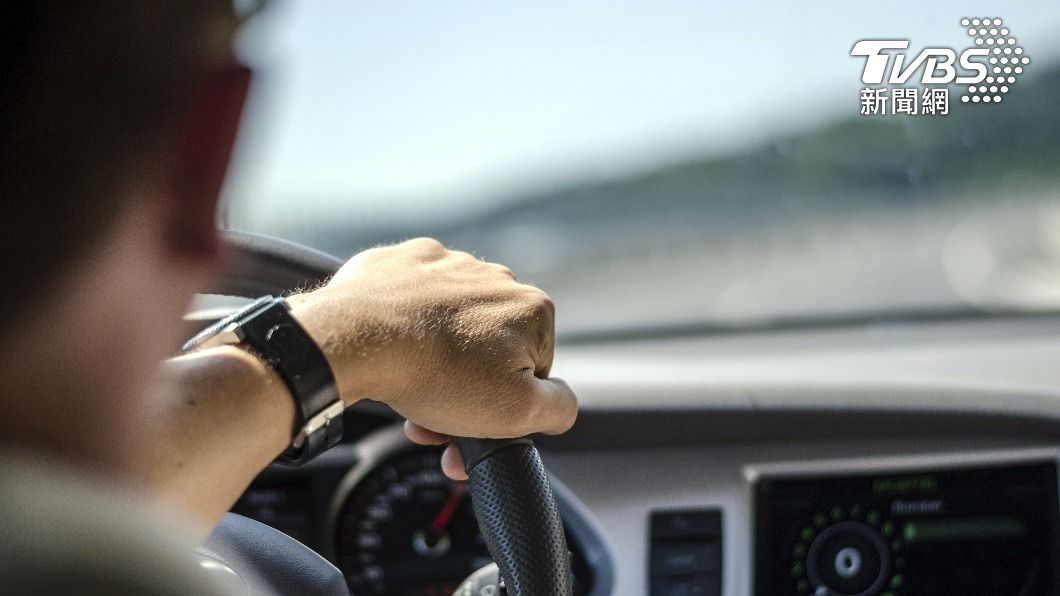 Negotiations with Austria on driving permits underway (Shutterstock)