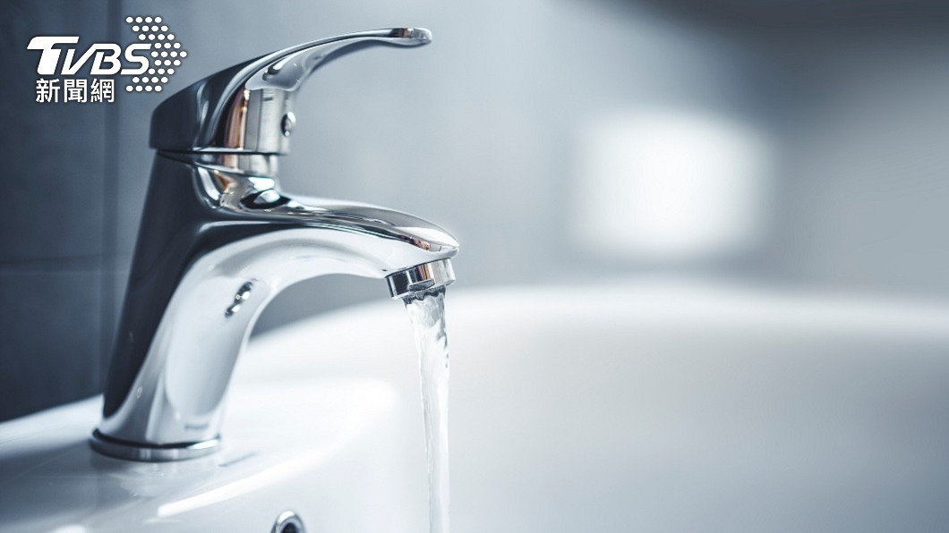 Taiwan holds steady on water prices amid economic debate (Shutterstock)