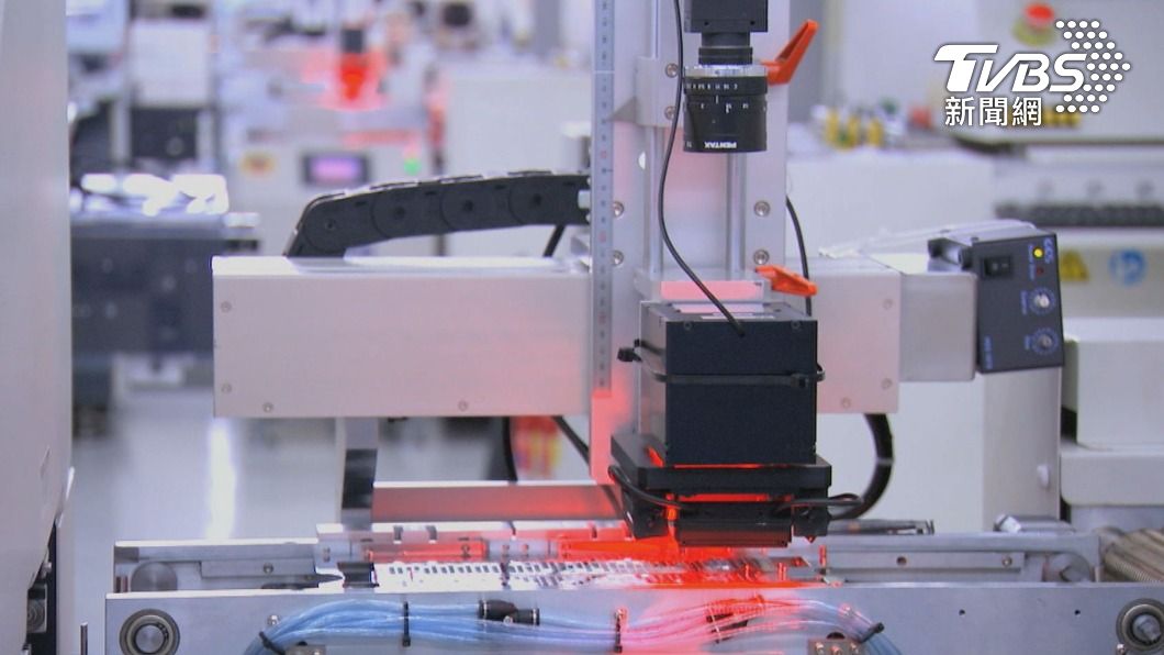 TSMC staff from Taiwan relocates to the U.S. (source: TVBS)