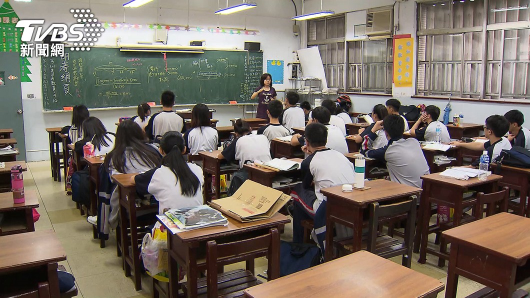 Ukrainian students at TCU volunteer to teach in Taiwan (TVBS News)