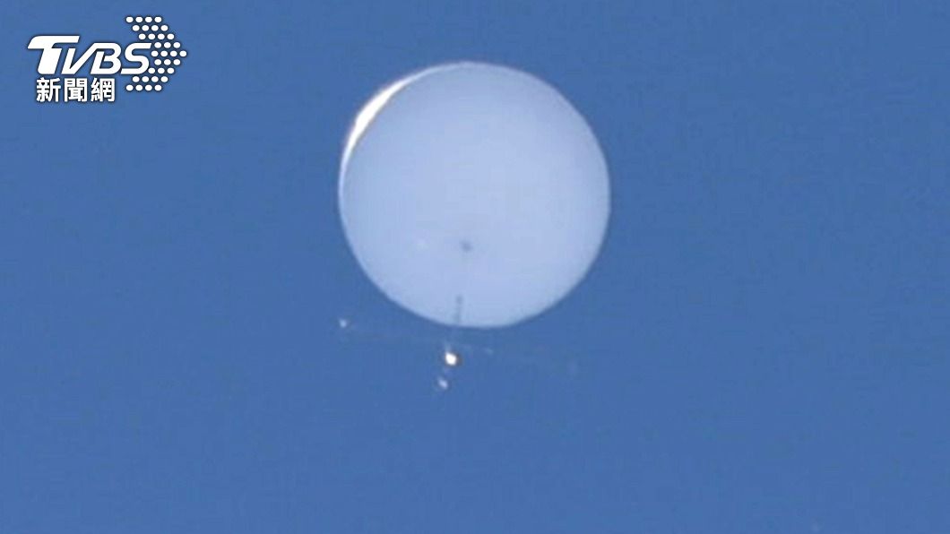 Defense Ministry clarifies Chinese balloon incursions (TVBS News)