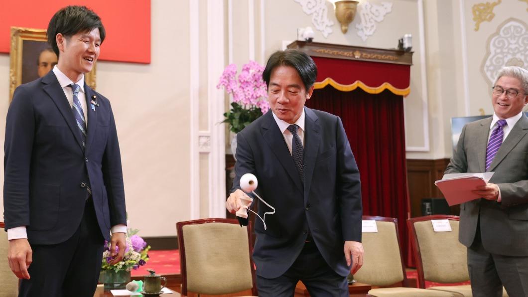 Taiwanese Vice President Lai Ching-te met with members of the Liberal Democratic Party’s Youth Divis