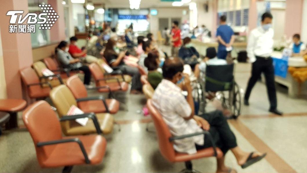 Flu emergency visits decline amidst high vaccination rates (Shutterstock)