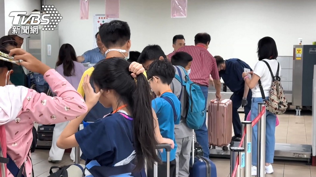 Taiwan adds flights for Lunar New Year, booking opens Tue (TVBS News)