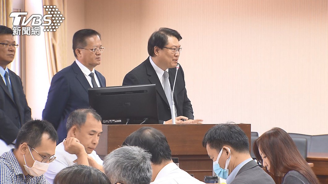 MOI reviews amendments for firefighters’ association rights (TVBS News)