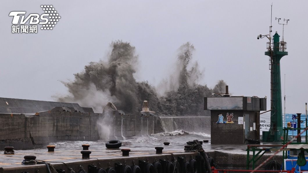 Koinu prompts Taitung village’s preemptive evacuation (TVBS News)