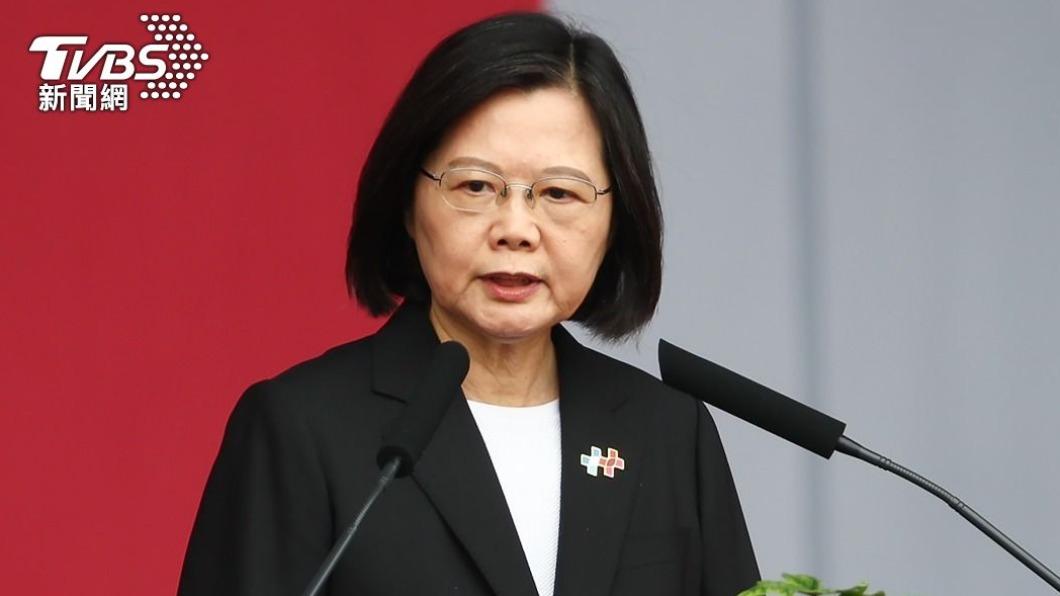Tsai urges firms to aid in Taiwan’s carbon emission cuts (TVBS News)