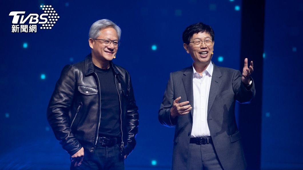 Hon Hai Chairman wishes founder happy birthday on Tech Day (Courtesy of Hon Hai)