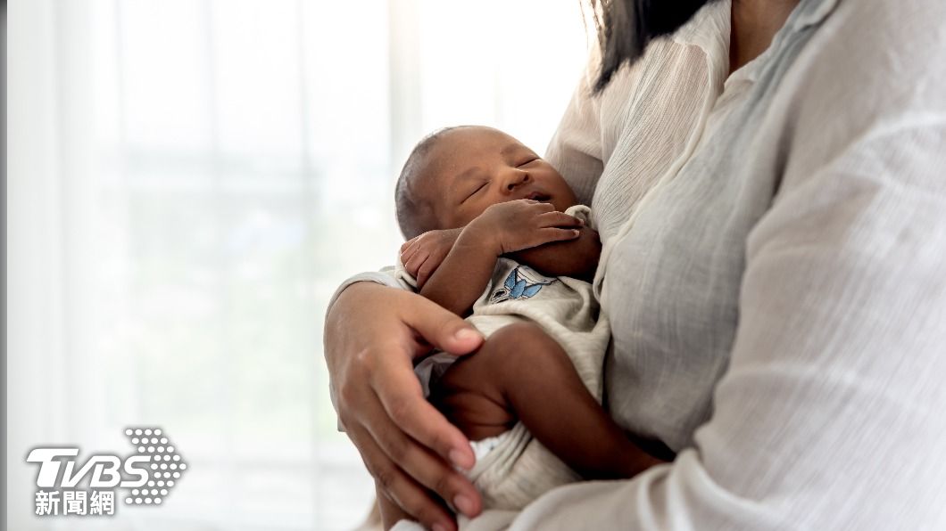 Legislative Yuan reviews Assisted Reproduction Act (Shutterstock)