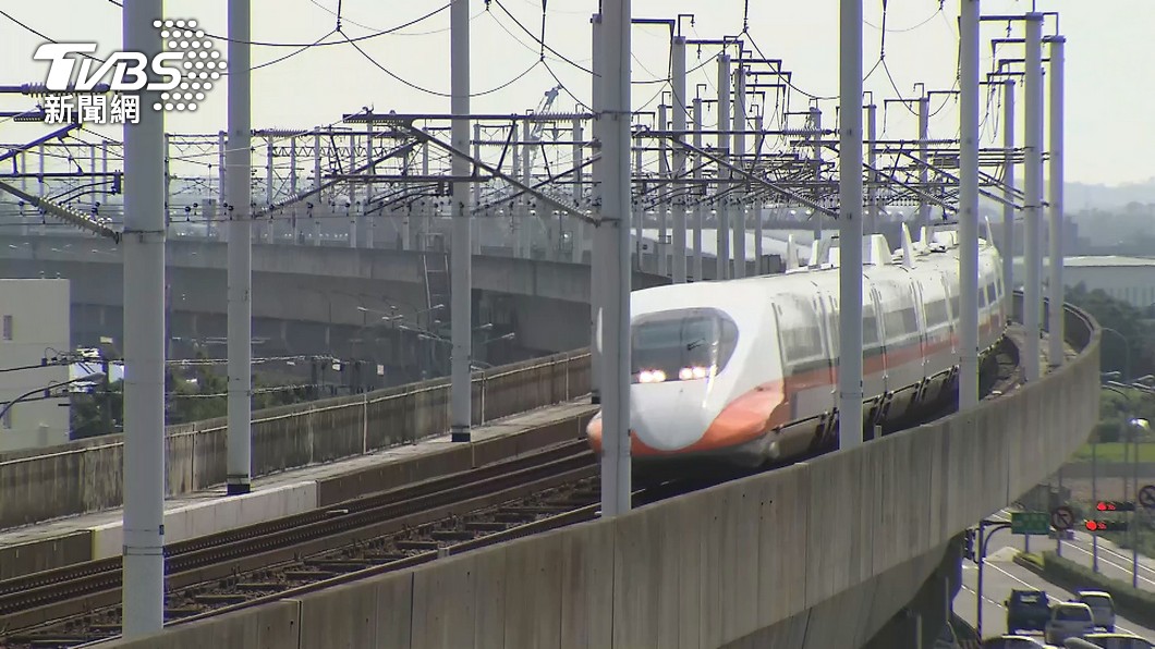 THSR adds extra train for Coldplay concert fans in Taiwan (TVBS News)