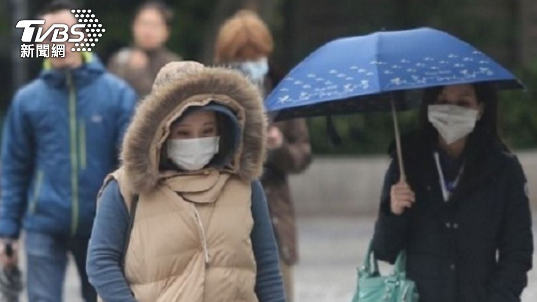 Sudden chill hits Taiwan rivaling a continental air mass (TVBS News)