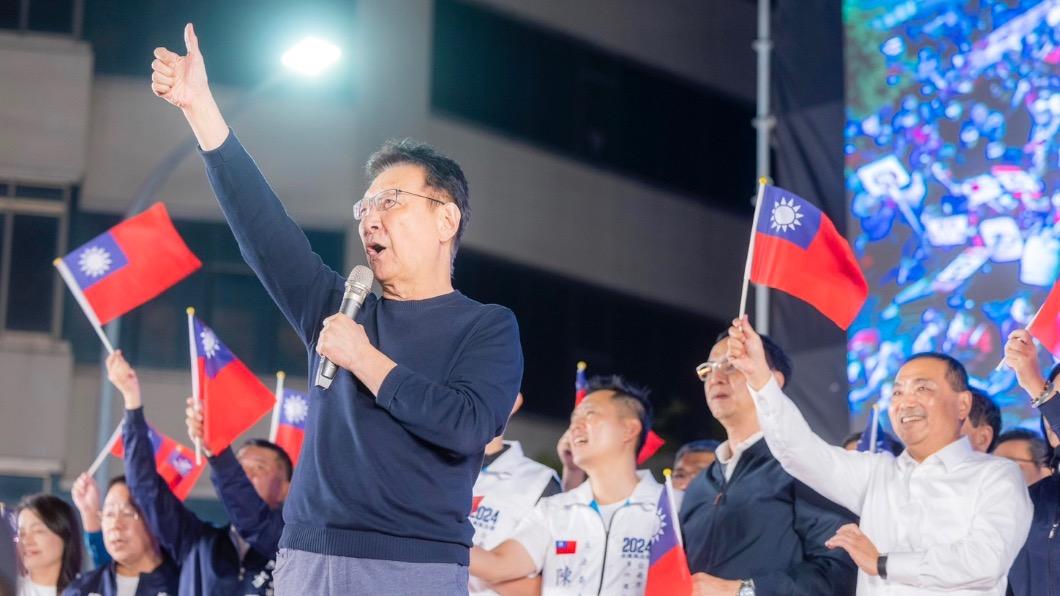 Jaw Shaw-kong touts role as reliable backup for Hou Yu-ih