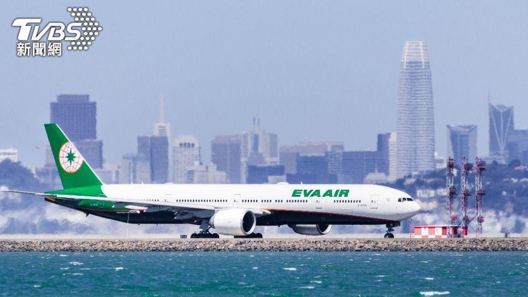 EVA anticipates record-high bonuses amid aviation recovery (Shutterstock)