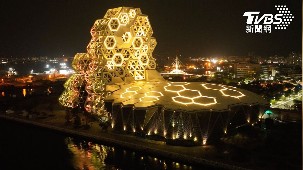 Kaohsiung landmarks to light up in yellow (Courtesy of Chen Chi-Mai’s FB)