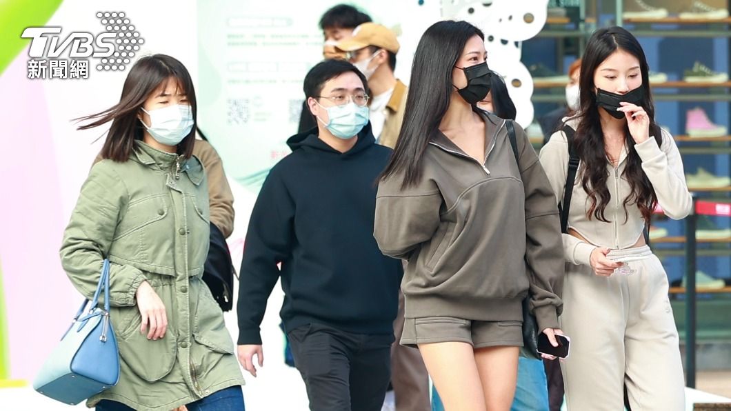Taiwan feels the chill as northeast monsoon hits (TVBS News)