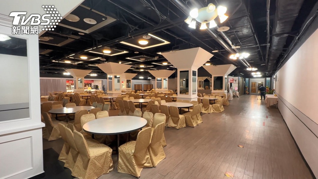 Taipei City Hall cafeteria fined due to food safety breaches (TVBS News)