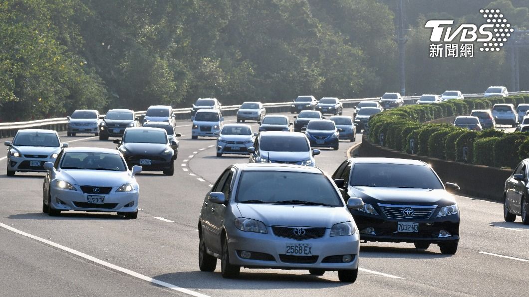 Traffic alert for Lunar New Year travel (TVBS News)