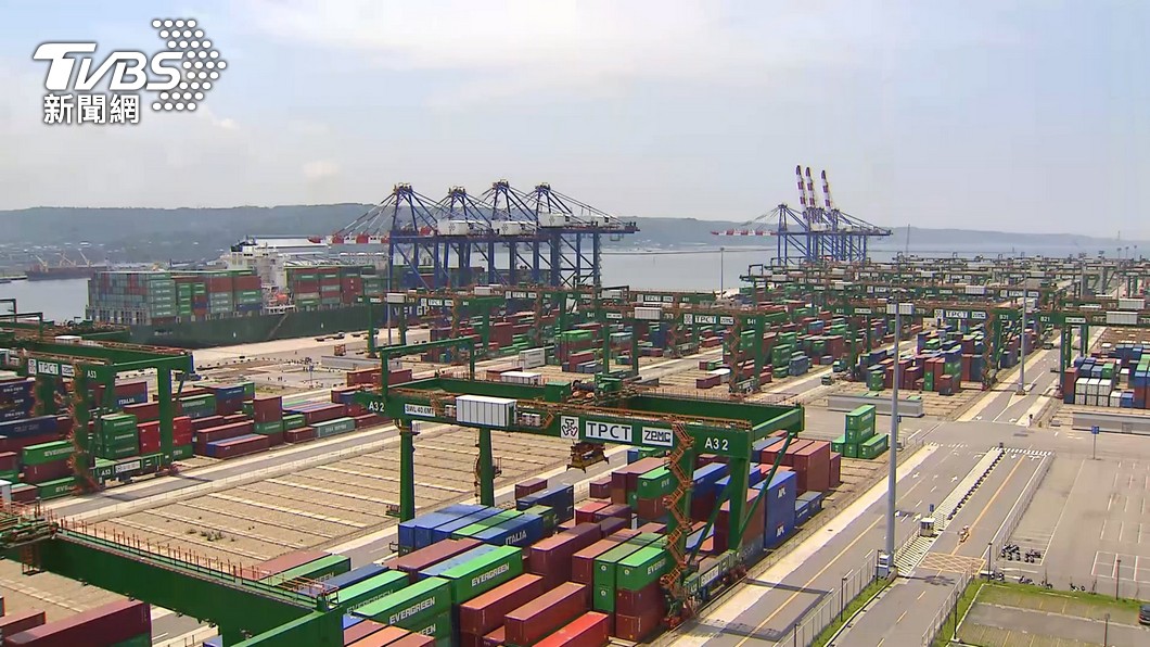 Taiwan’s exports hit top-three record despite 2023 dip (TVBS News)