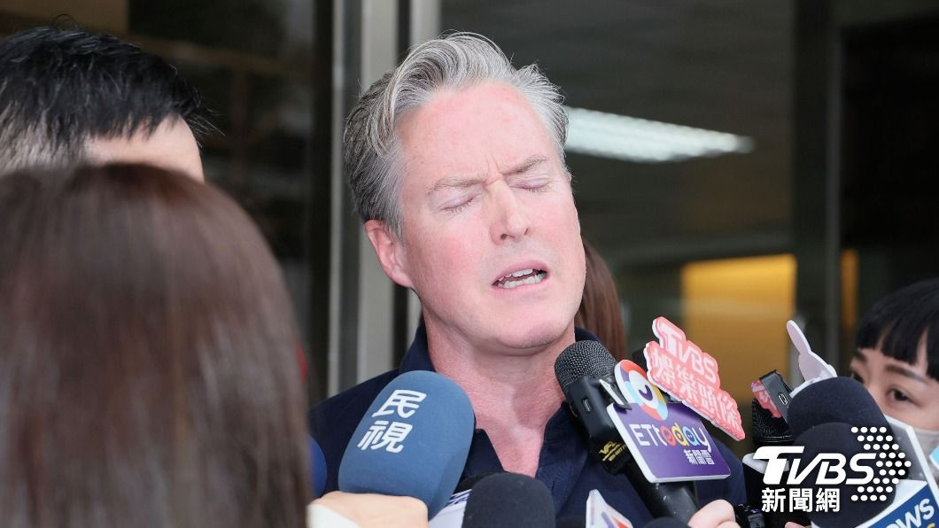 Phoebe Huang’s ex Christopher Downs denies abuse (TVBS News)