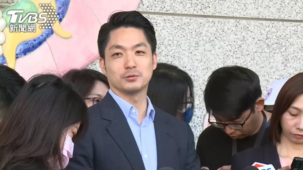 Taipei Mayor Chiang Wan-an wishes Kao Chia-yu election luck (TVBS News)
