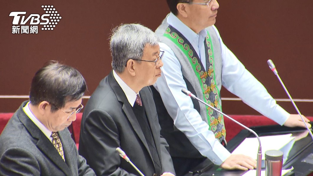Premier considers national Labor Day holiday amendment (TVBS News)