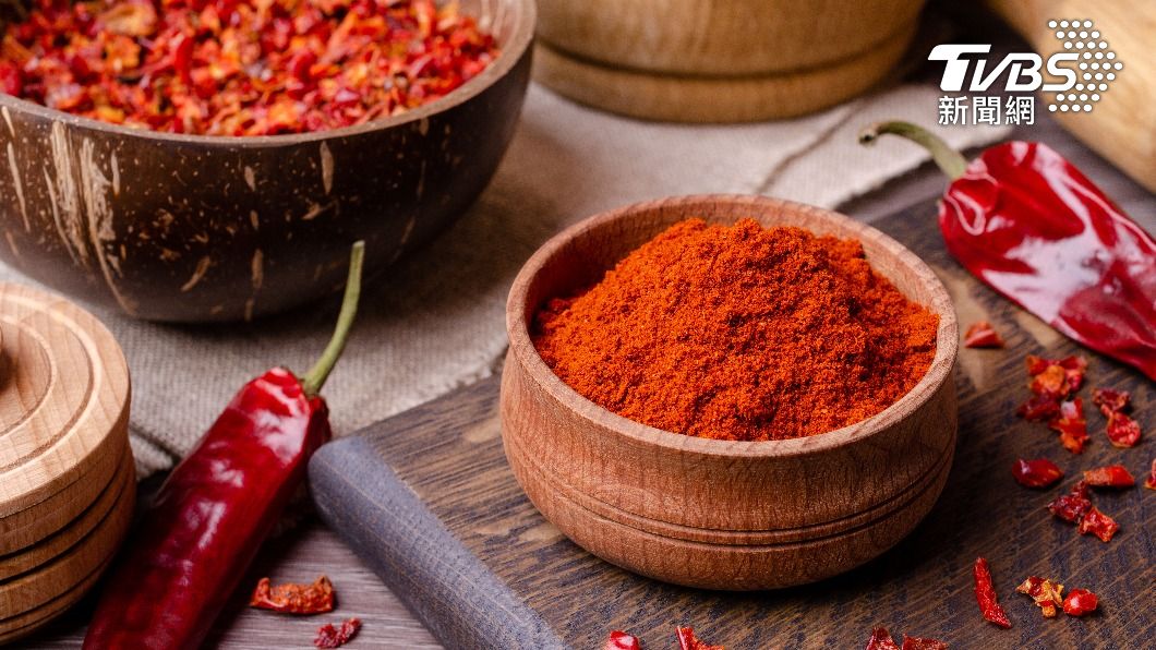 Taiwan MOHW tackles chili powder contamination crisis (Shutterstock)