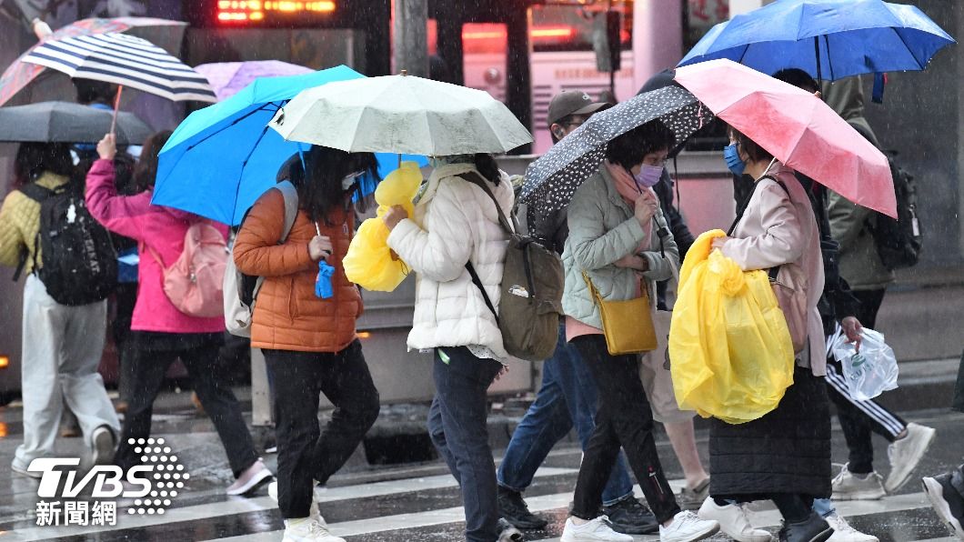 Taiwan braces for cold air mass arrival (TVBS News)