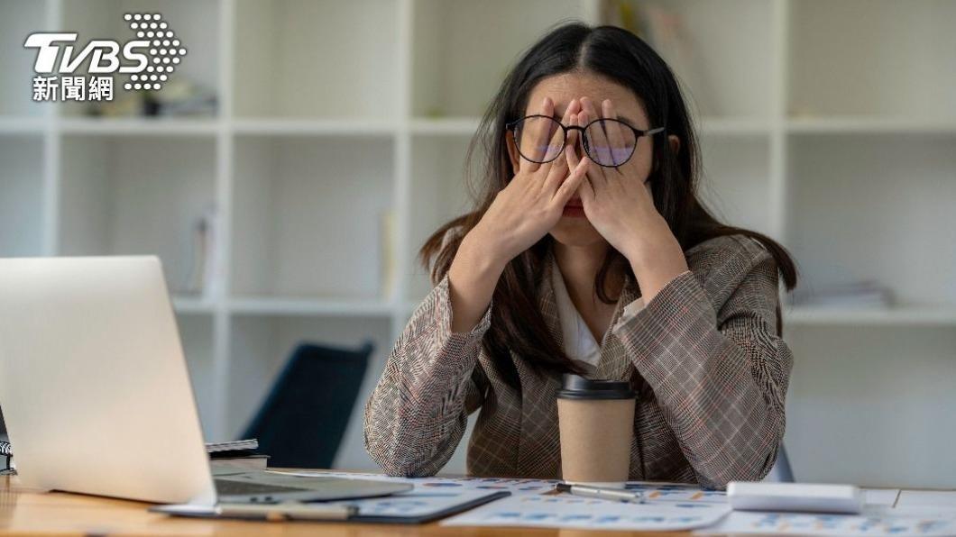 82% of Taiwan employees worked unpaid overtime, survey finds (Shuterstock)