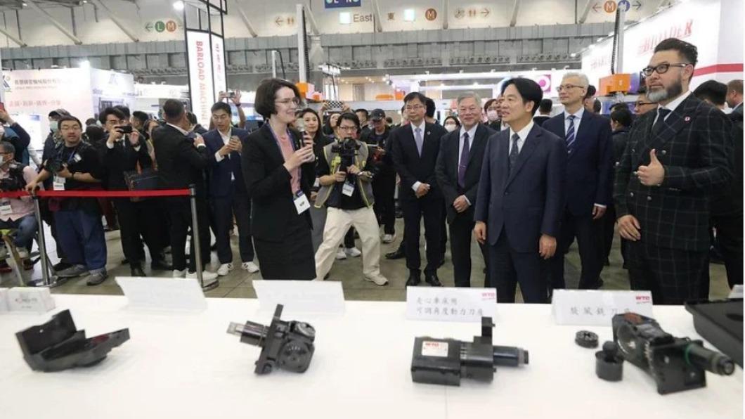 Taiwan aims for global leadership in machine tool industry (Courtesy of Presidential Office)