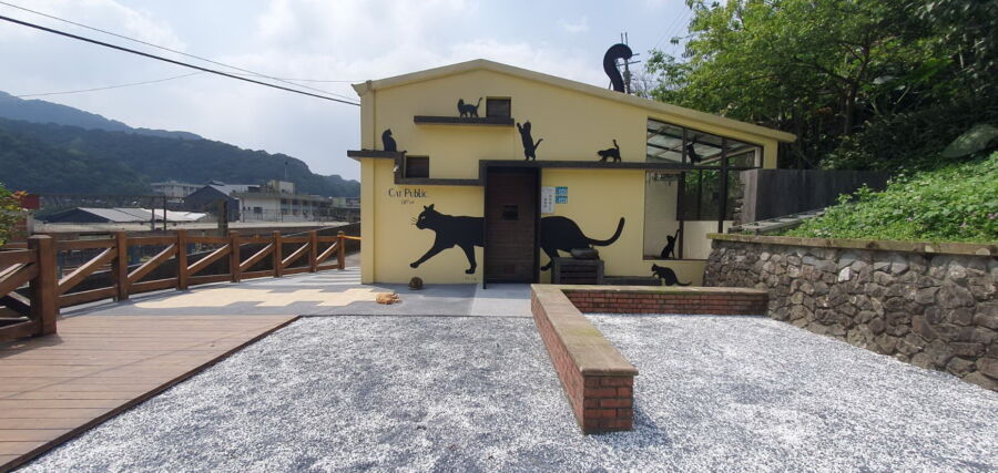 Houtong Cat Public Office opens doors (Courtesy of New Taipei City Government)