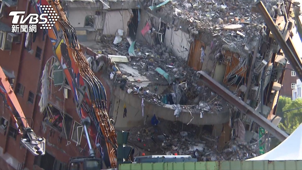Uranus Building demolition in Hualien to finish early (TVBS News)