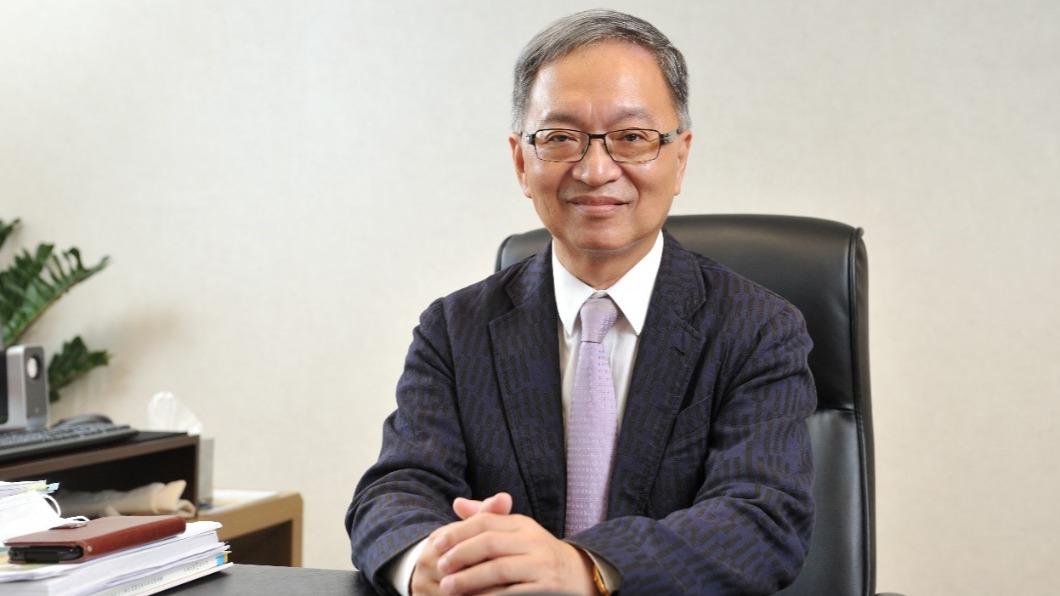 Hsueh Jui-yuan awaits retention notice (Courtesy of Ministry of Health and Welfare Website) 