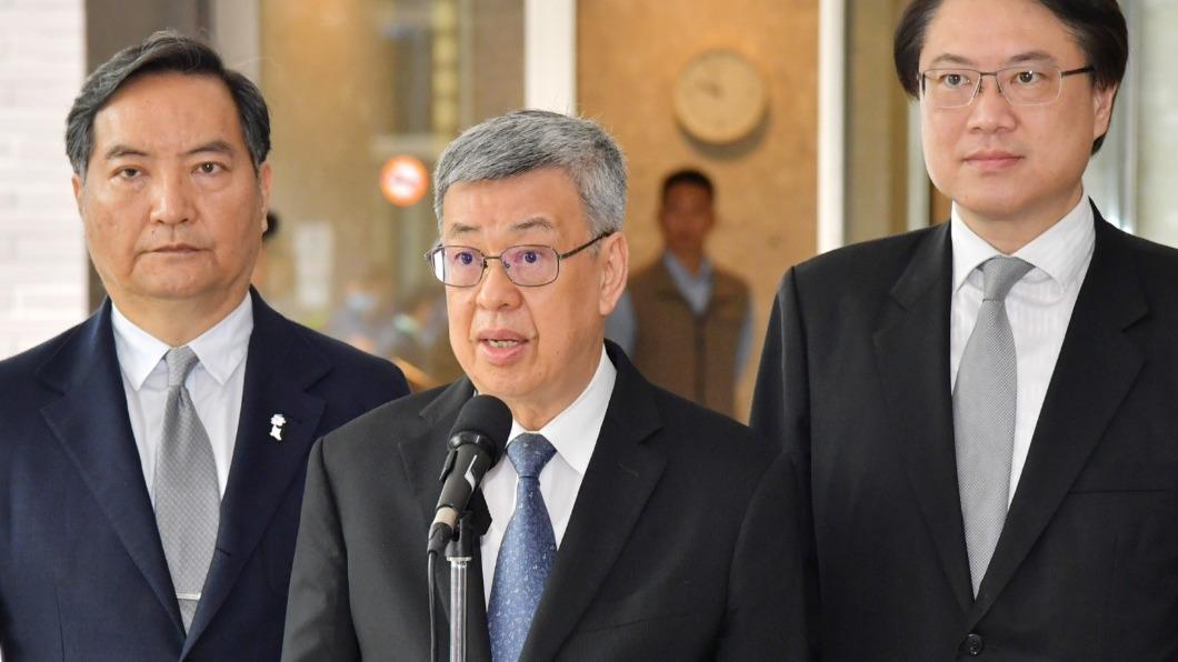 Taipower president stays amid power outage controversy (Courtesy of Executive Yuan)