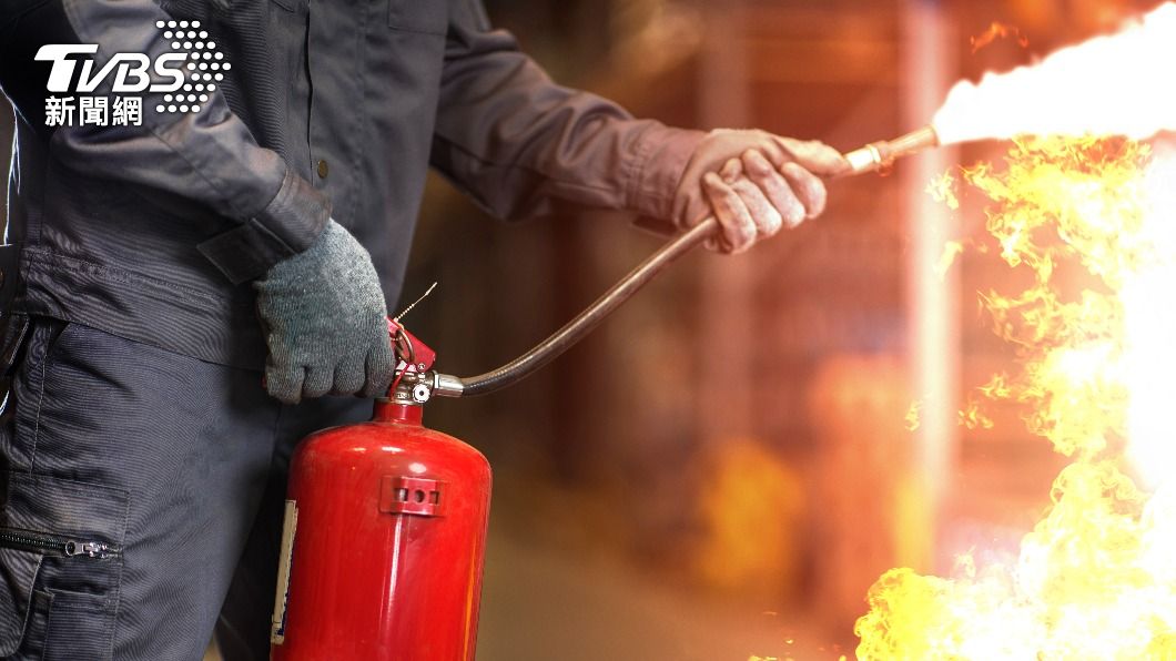 National Fire Agency to revise female recruitment criteria (Shutterstock)