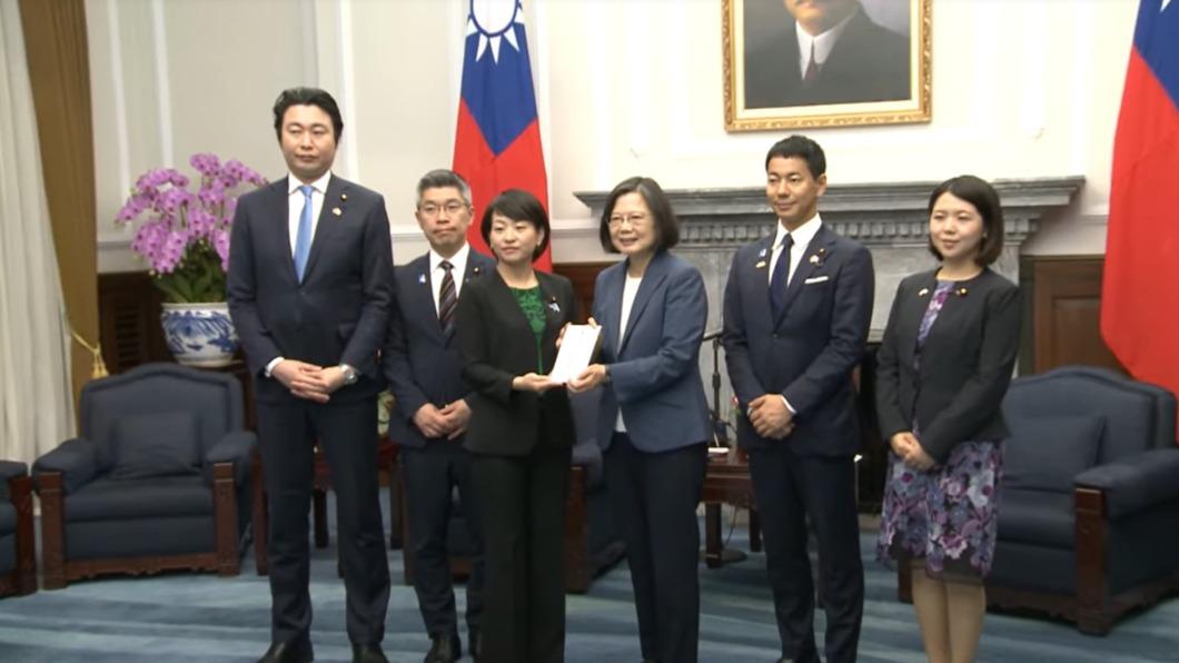 Taiwan and Japan discuss stronger ties for regional peace (Presidential Office)