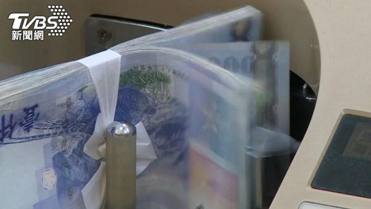 Labor minister unveils plan to save Taiwan’s pension system (TVBS News)