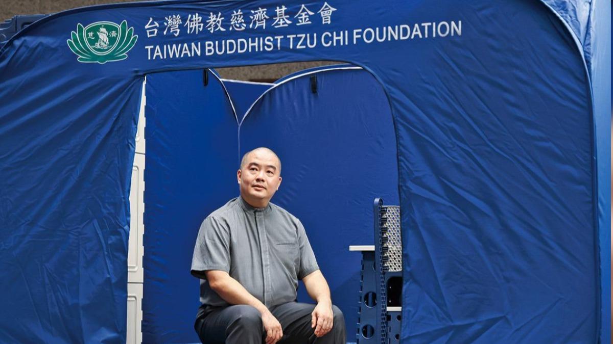 Tsai Sheng-lun (蔡昇倫) is the inventor of the Hualien Disaster Relief Partition (Courtesy of Business