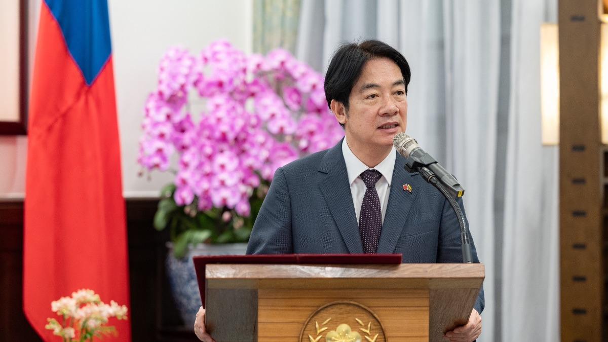 President Lai Ching-te approves review of reform bills (Courtesy of Presidential Office)
