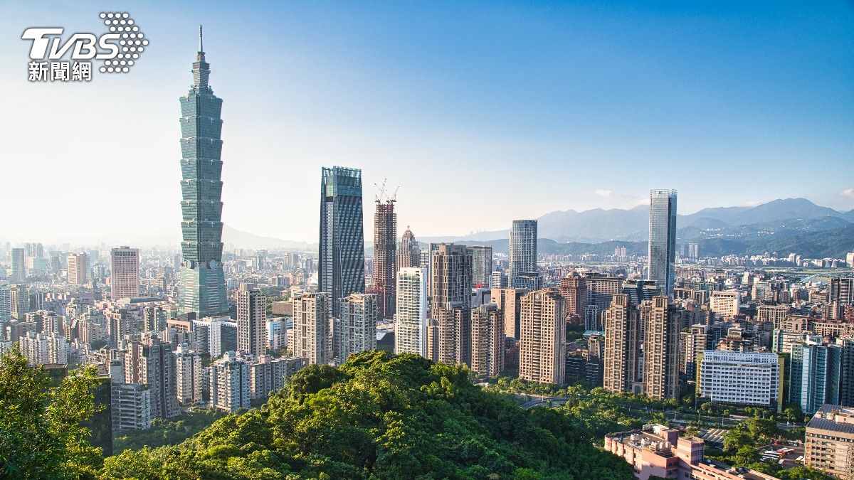 Taiwanese workers eye jobs abroad amid slow wage increases