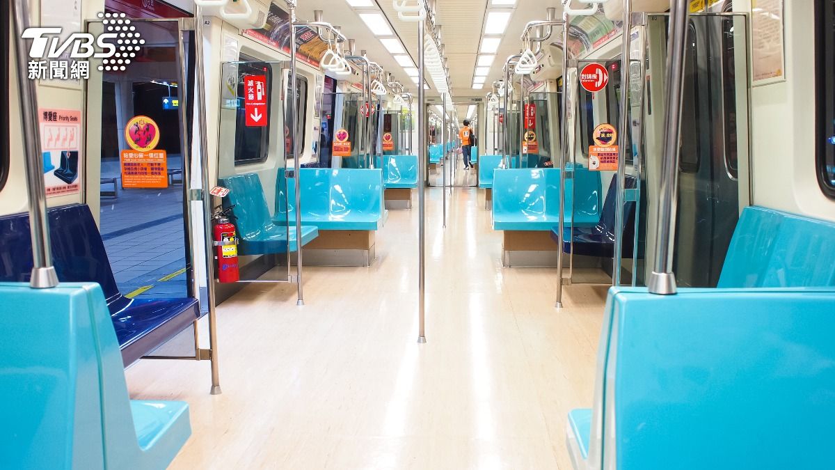 Taiwan to fast-track priority seating law amendment (Shutterstock)