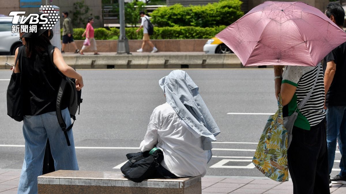 Majority of Taiwan workers call for gov’t-enacted heat leave (TVBS News)
