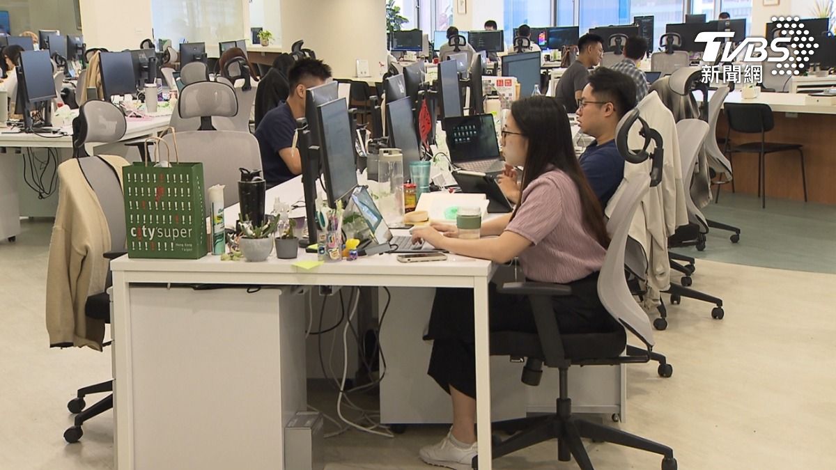 Companies embrace well-being with team-building activities