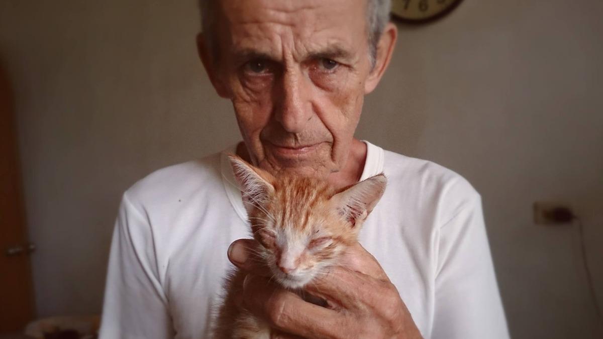 Jerry McKay, known for sheltering 200 cats, passes away (Courtesy of McKay’s Facebook)