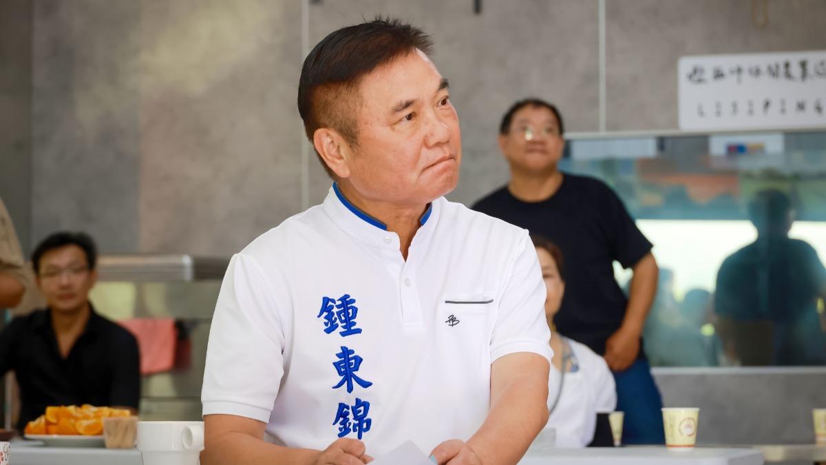 Miaoli officials visit Sichuan (Courtesy of Chung Tung-chin’s Facebook)