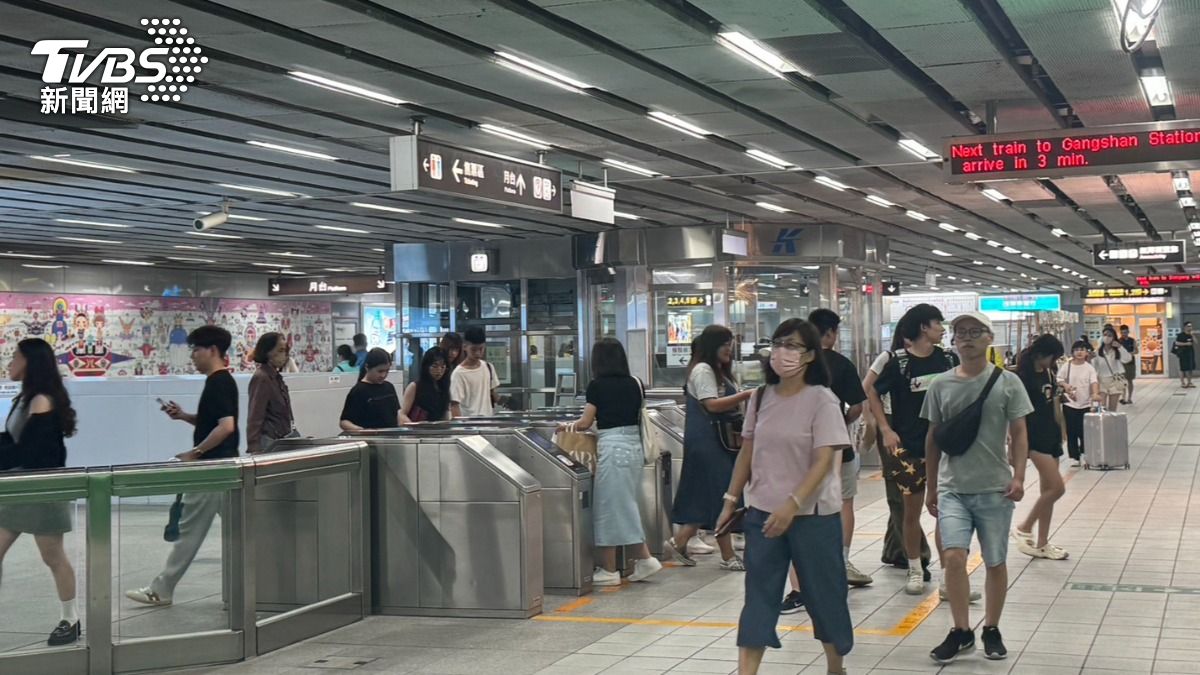 Kaohsiung preps for New Year’s bash (TVBS News)